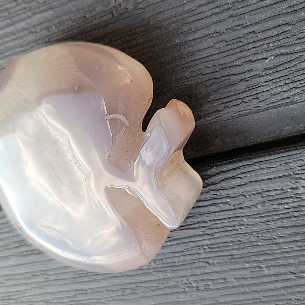 Agate Crystal Apple - Picture 4 of 4